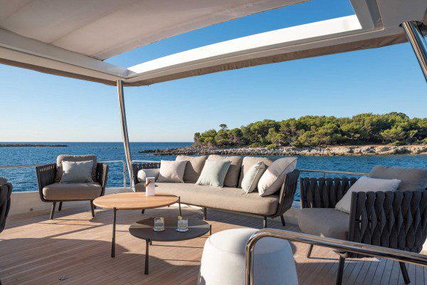 Lagoon Seventy8 Flybridge