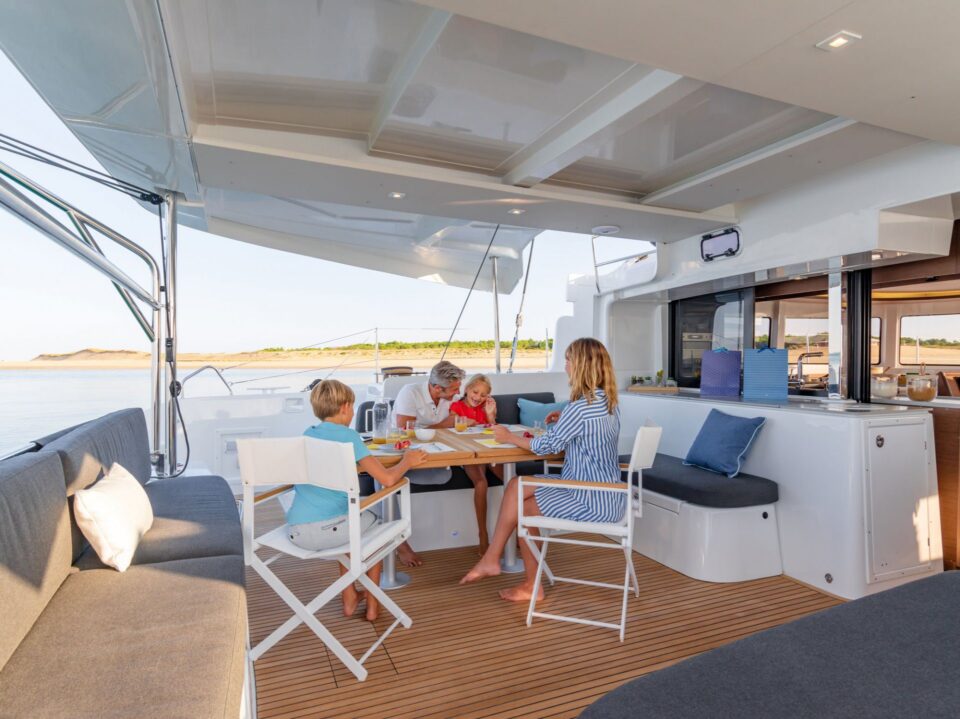 lagoon 46