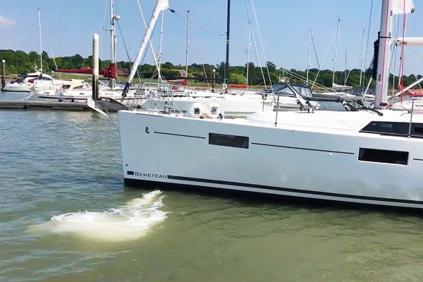 Jet-Thruster-Beneteau