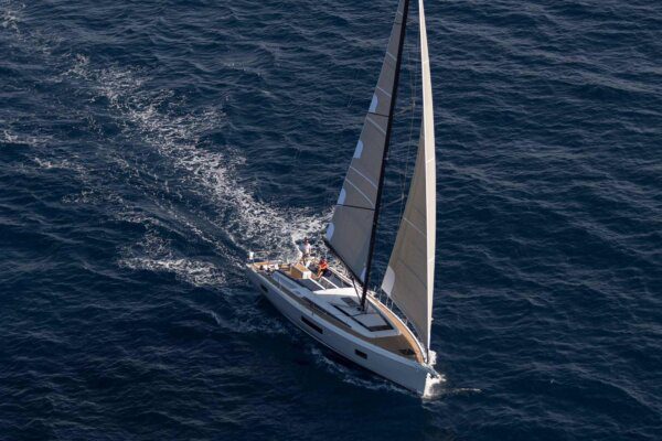 Beneteau Oceanis 51.1