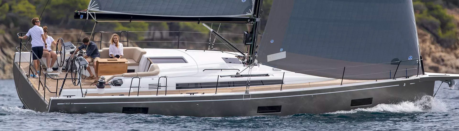 Beneteau First 44