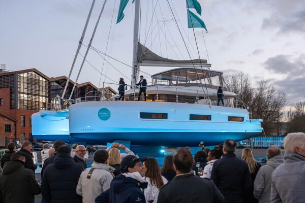 Lagoon 60